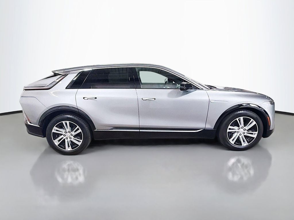 2024 Cadillac LYRIQ Tech