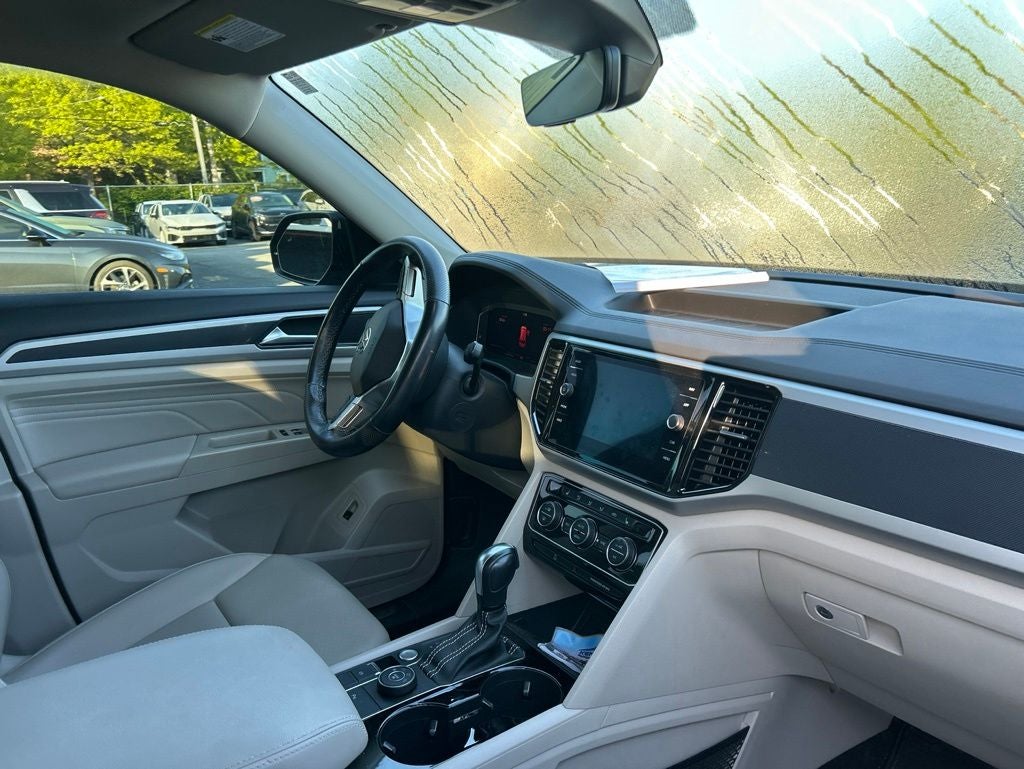 2022 Volkswagen Atlas 3.6L V6 SEL R-Line