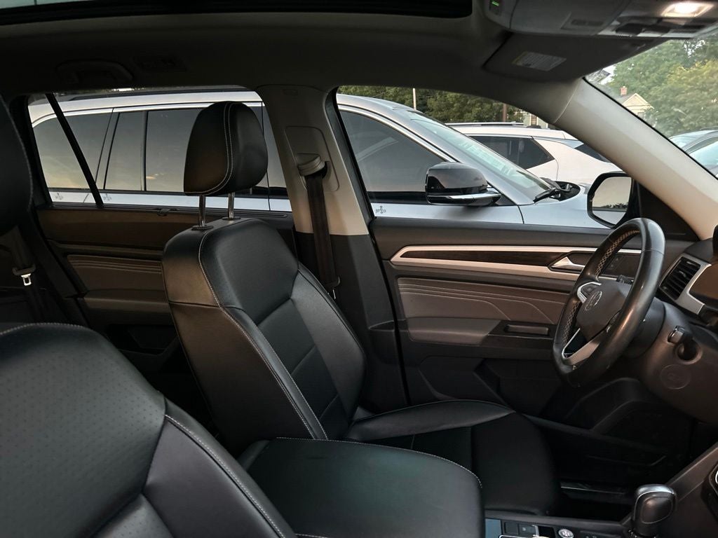 2022 Volkswagen Atlas 2.0T SE w/Technology