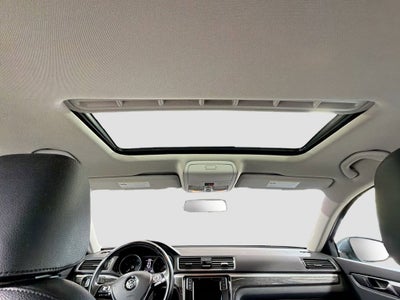 2018 Volkswagen Passat Base