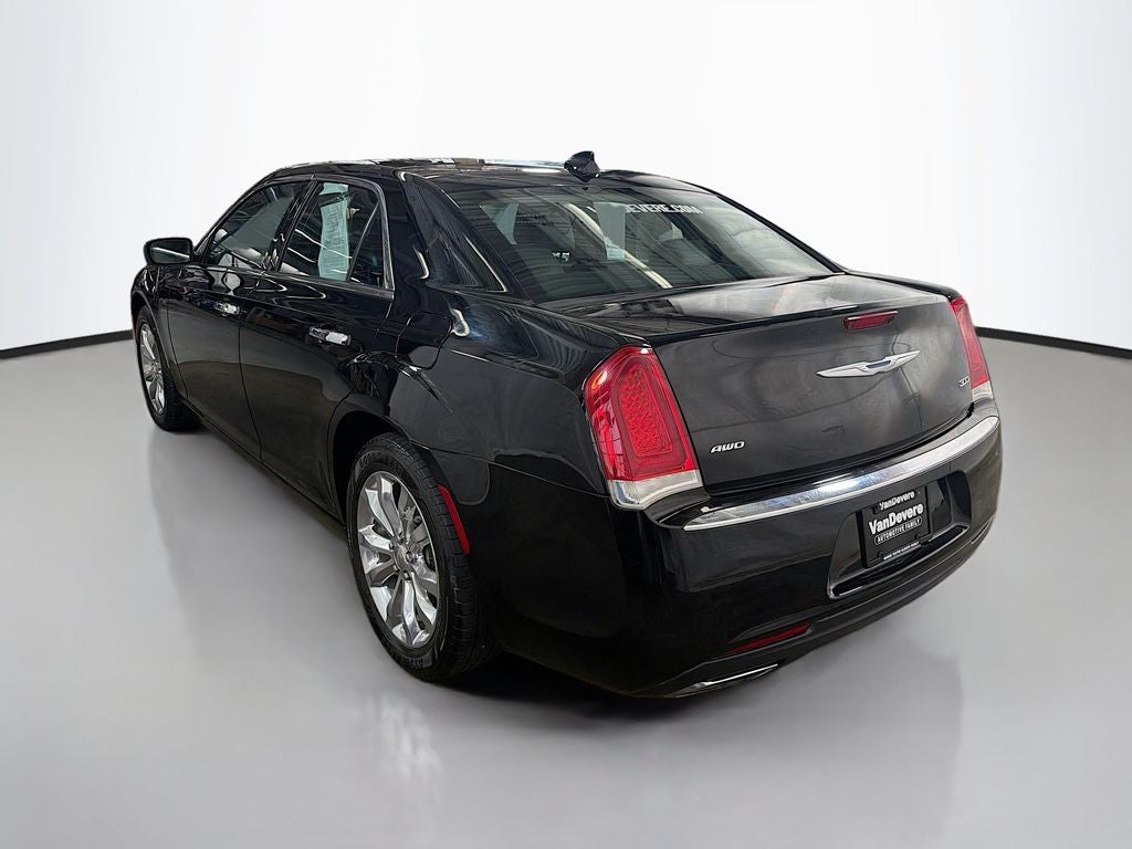 2018 Chrysler 300 Limited