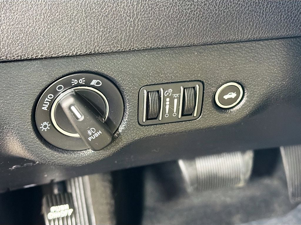 2016 Chrysler 300 Limited