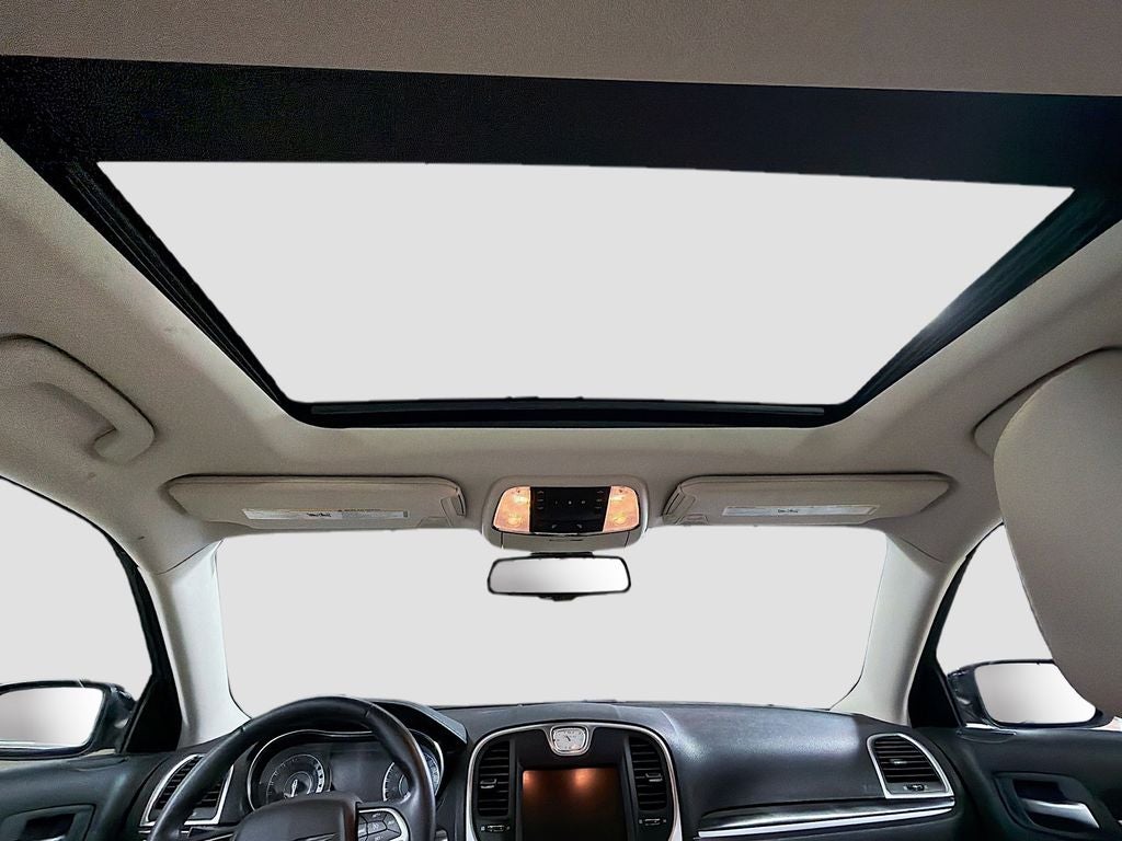 2016 Chrysler 300 Limited