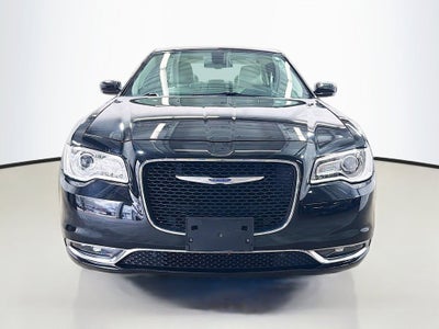 2016 Chrysler 300 Limited
