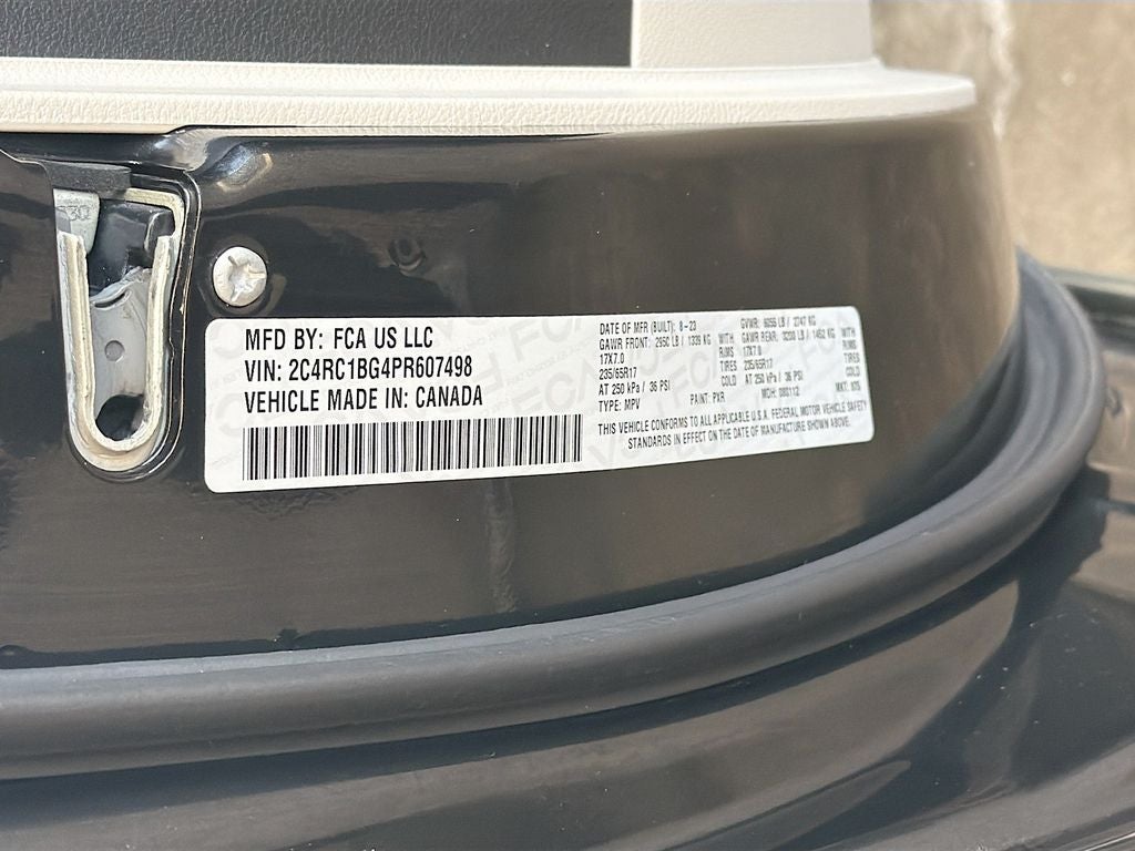 2023 Chrysler Pacifica Touring L