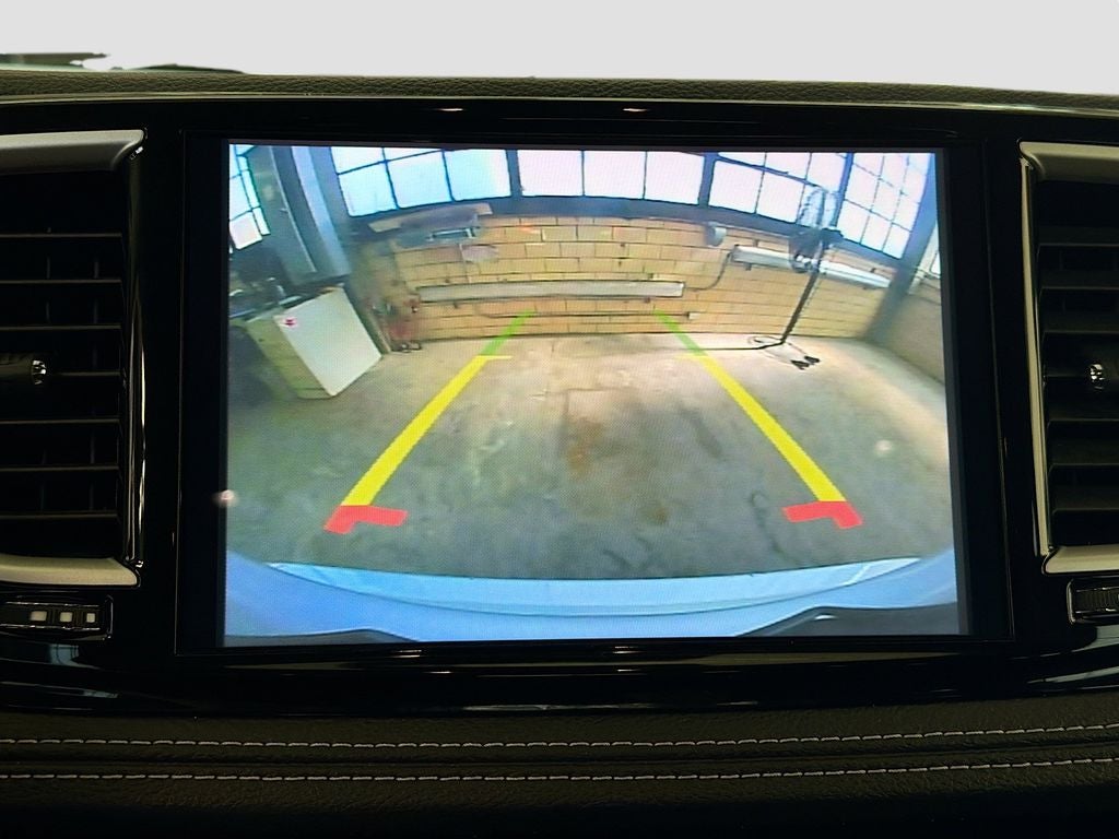 2024 Chrysler Pacifica Select