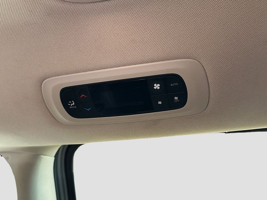 2024 Chrysler Pacifica Select