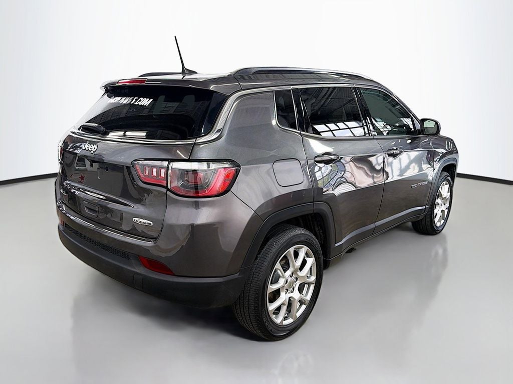 2022 Jeep Compass Latitude Lux