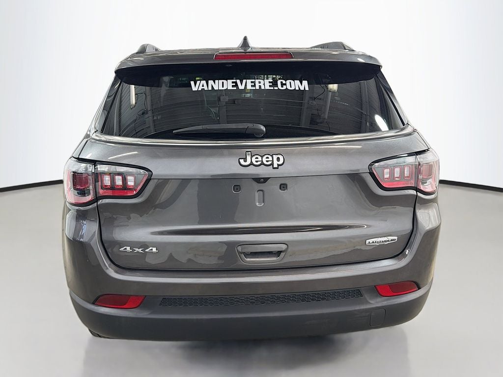 2022 Jeep Compass Latitude Lux