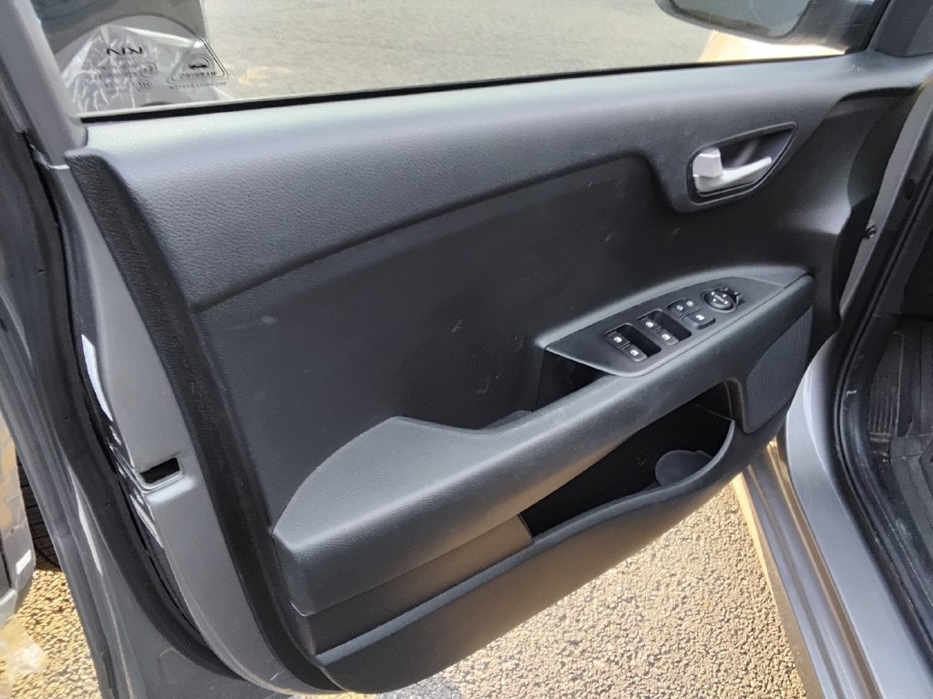 2022 Kia Rio S