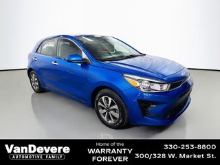 2022 Kia Rio 5-Door S