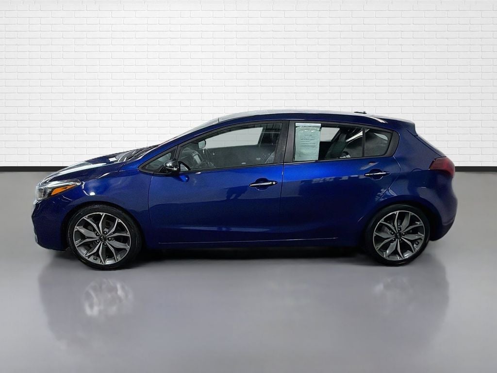 2017 Kia Forte5 SX
