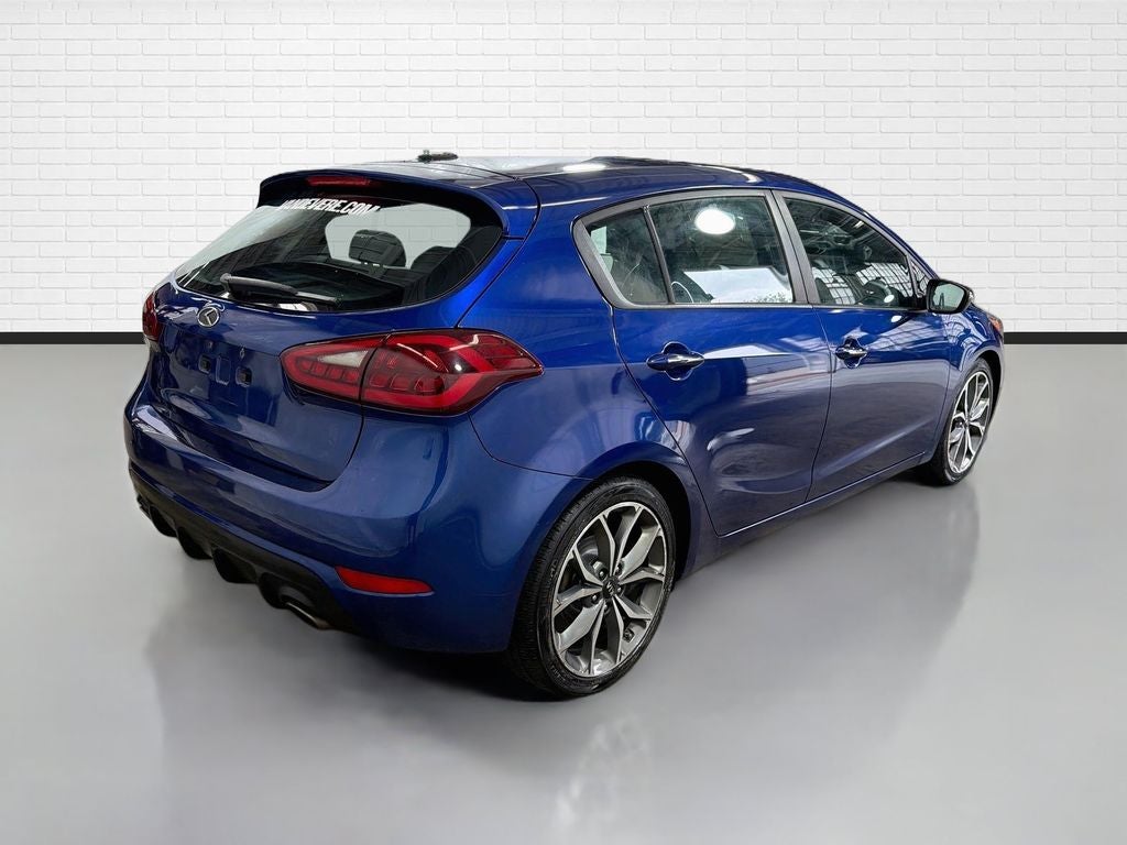 2017 Kia Forte5 SX