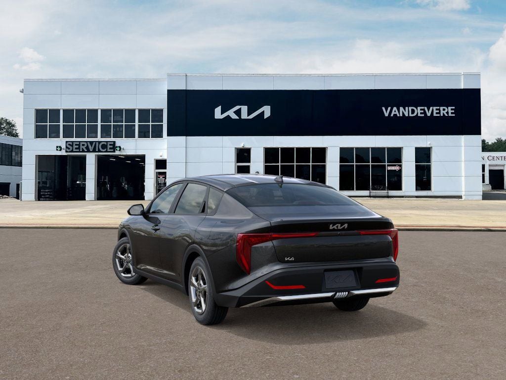 2026 Kia K4 LX