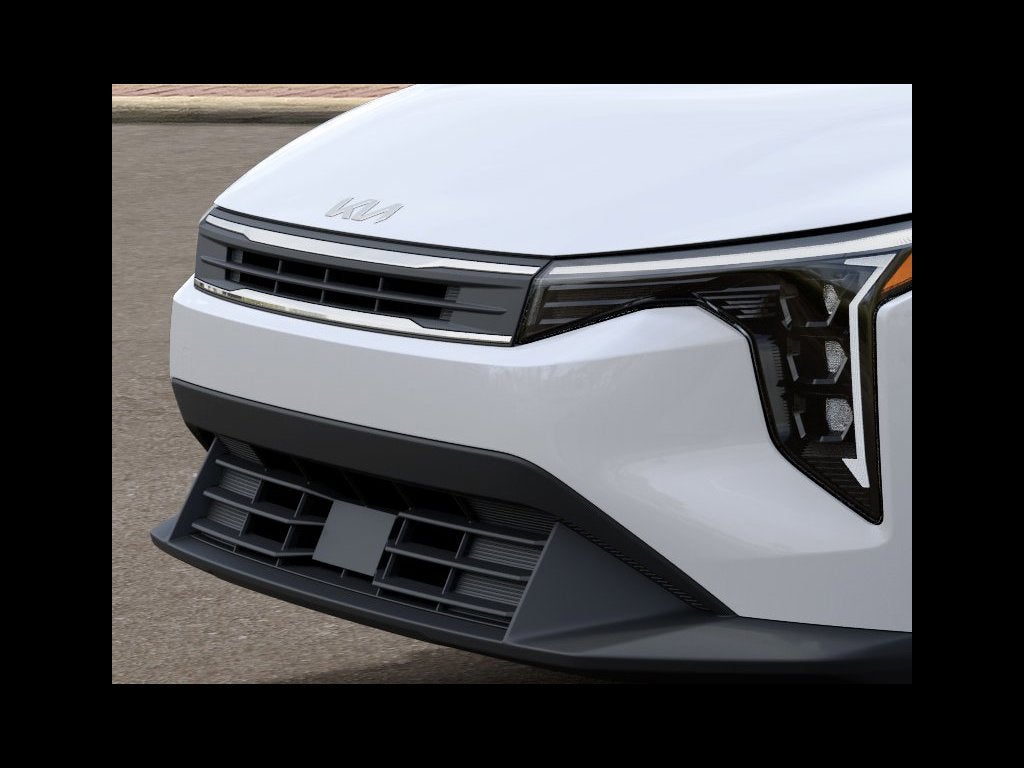 2027 Kia K4 LX