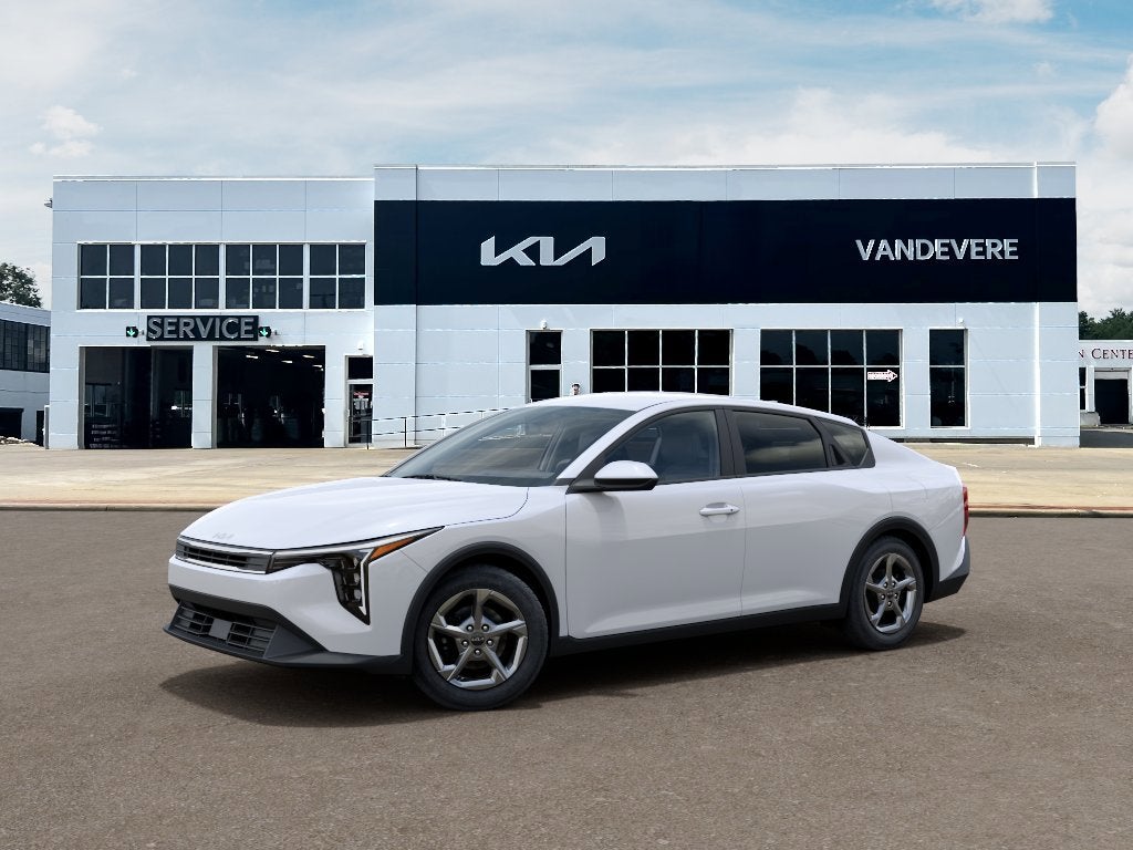 2027 Kia K4 LX