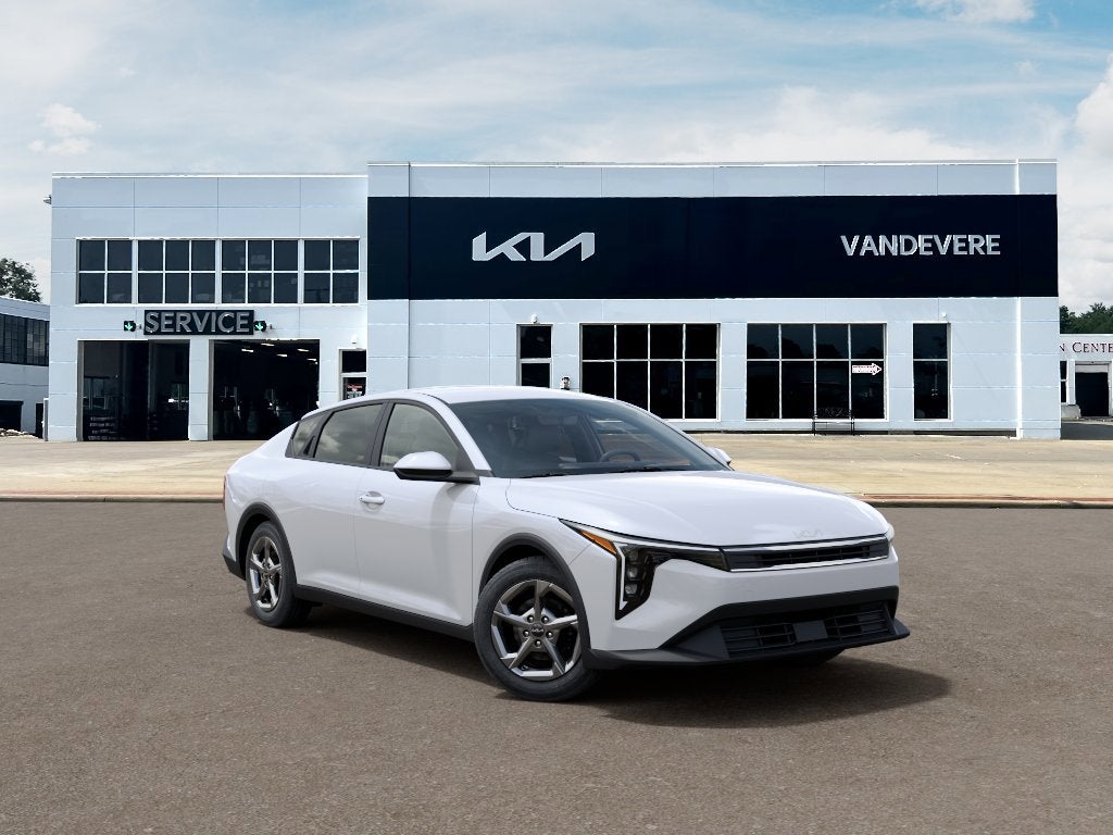 2027 Kia K4 LX