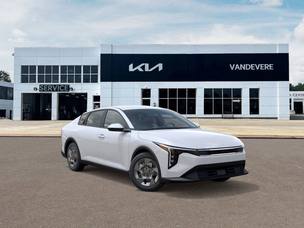 2026 Kia K4 LX