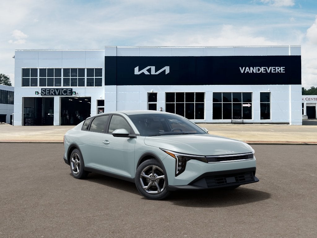 2027 Kia K4 LXS