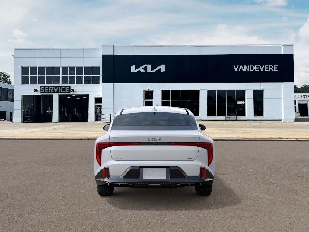 2025 Kia K4 GT-Line