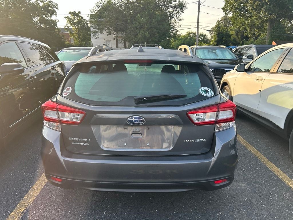 2019 Subaru Impreza 2.0i Premium