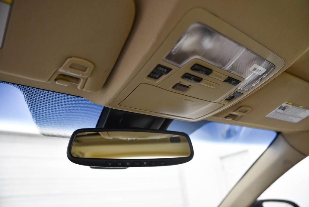 2018 Toyota Avalon Base