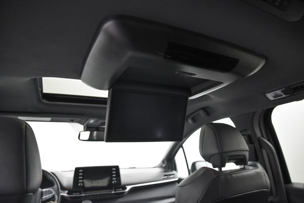 2021 Toyota Sienna XSE 7 Passenger