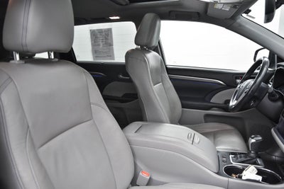 2018 Toyota Highlander Base