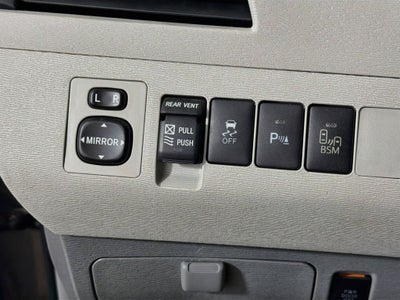 2014 Toyota Sienna XLE 8 Passenger