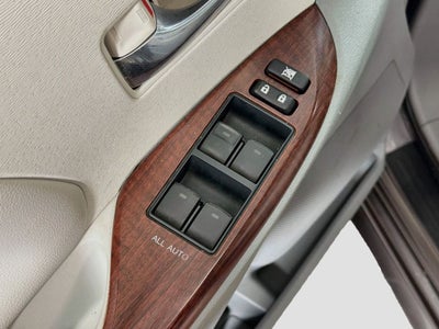 2014 Toyota Sienna XLE 8 Passenger