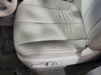 2014 Toyota Sienna XLE 8 Passenger