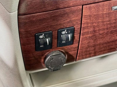 2014 Toyota Sienna XLE 8 Passenger