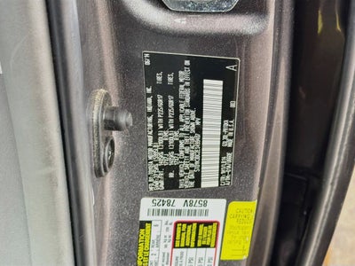 2014 Toyota Sienna XLE 8 Passenger