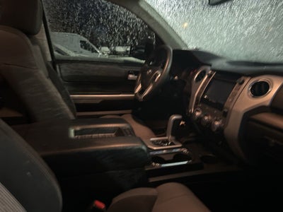 2016 Toyota Tundra Base