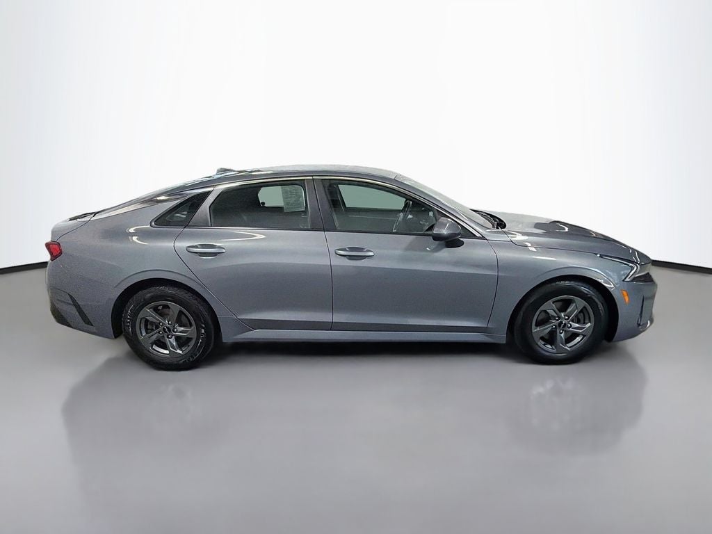 2022 Kia K5 LX