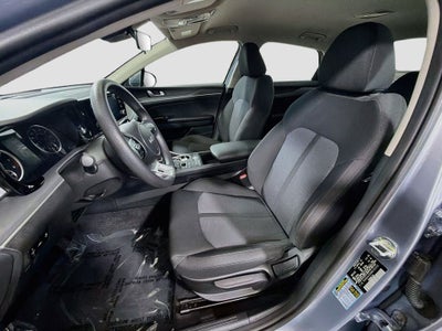 2022 Kia K5 LX