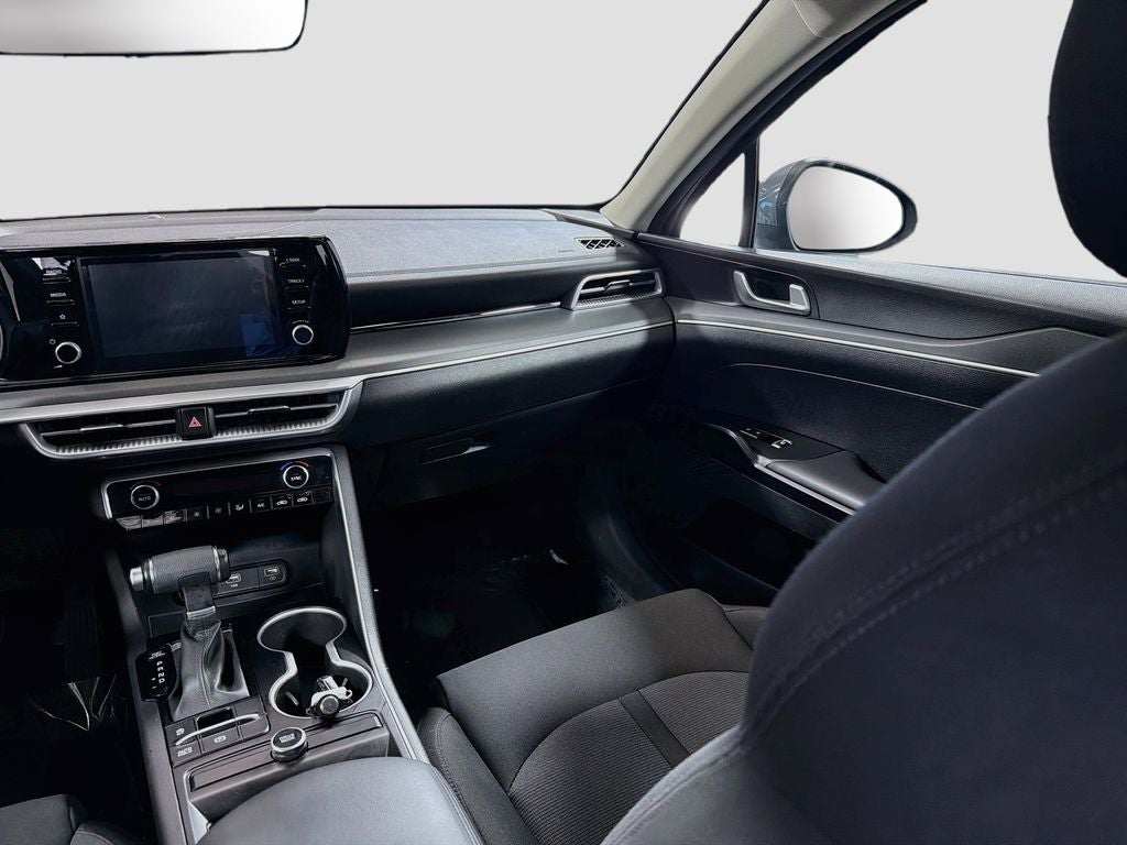2022 Kia K5 LX