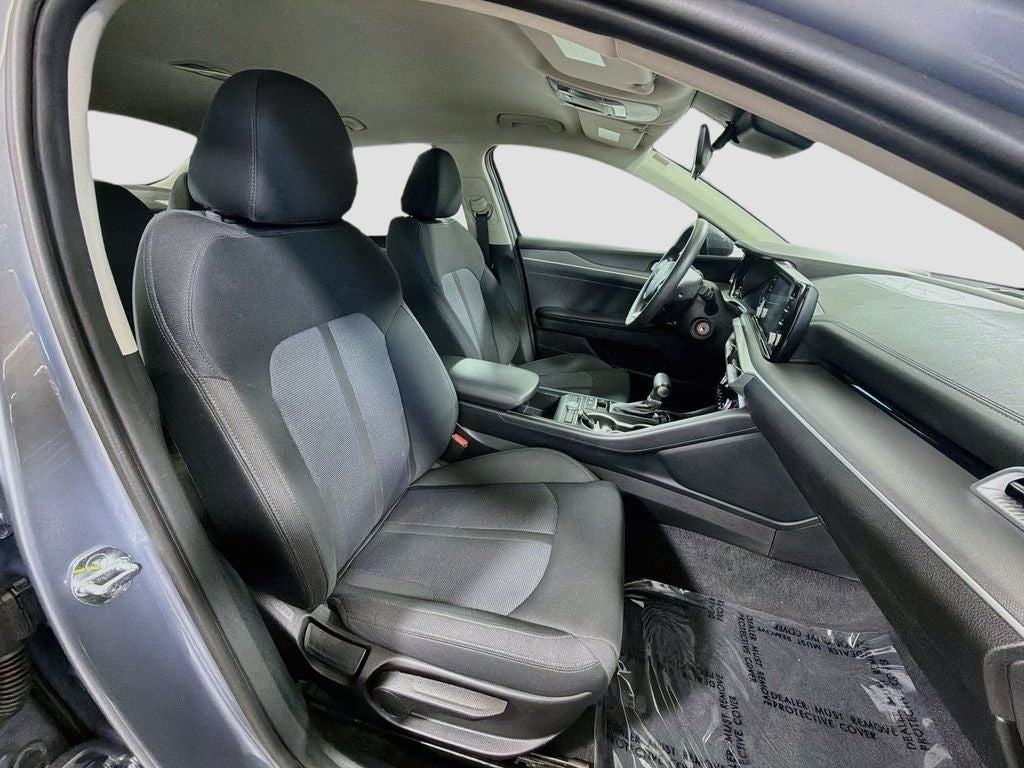 2022 Kia K5 LX