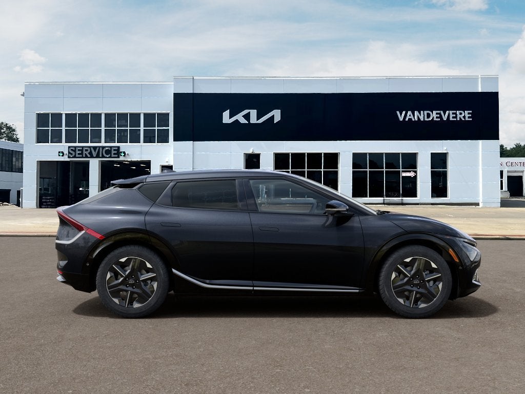 2026 Kia EV6 Wind