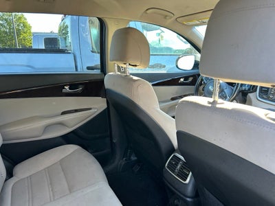 2017 Kia Sorento LX