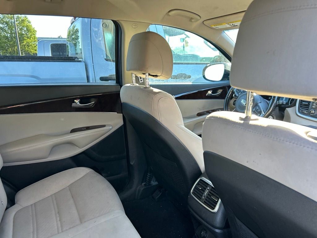 2017 Kia Sorento LX