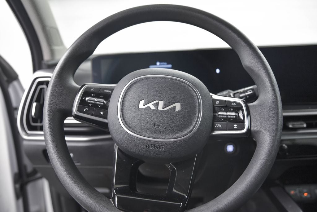 2025 Kia Sorento LX
