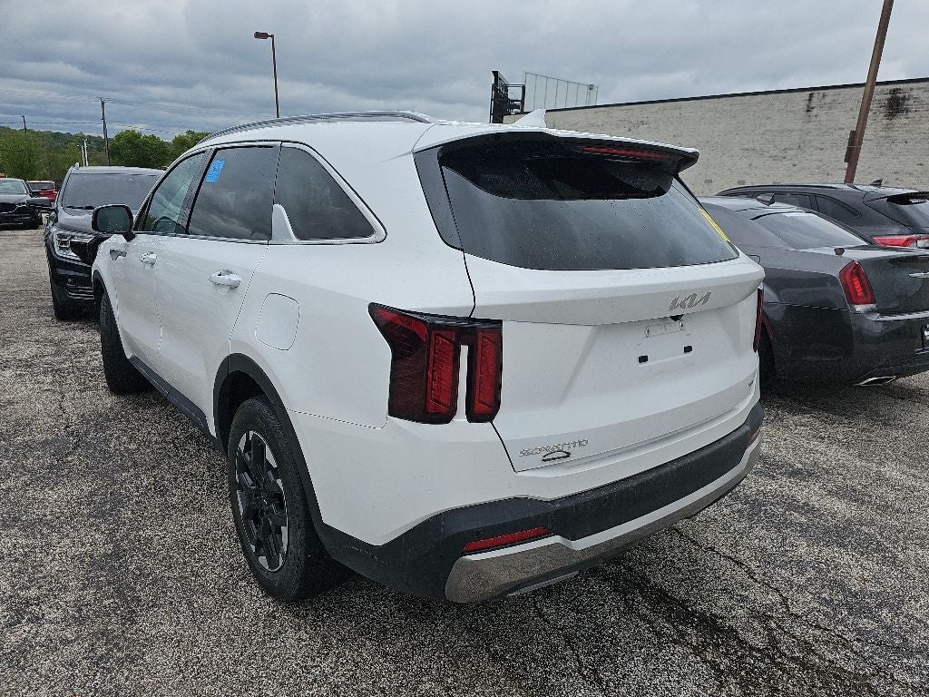2025 Kia Sorento S