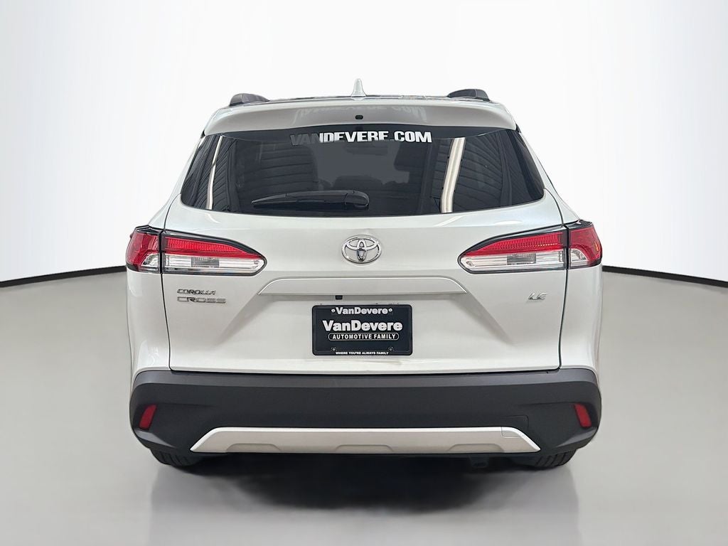 2024 Toyota Corolla Cross LE