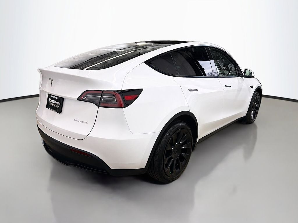 2023 Tesla Model Y Long Range