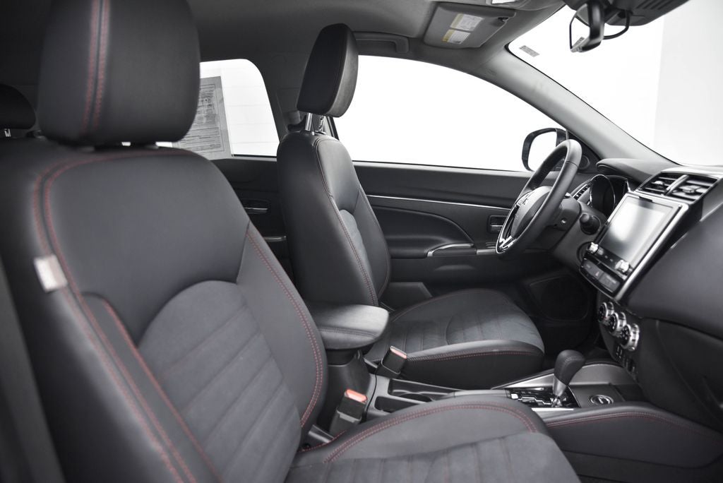 2025 Mitsubishi Outlander Sport 2.0 SE