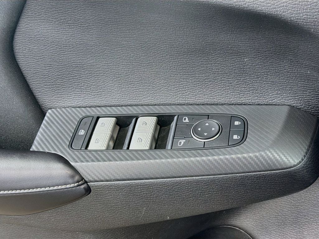 2023 Mitsubishi Outlander ES