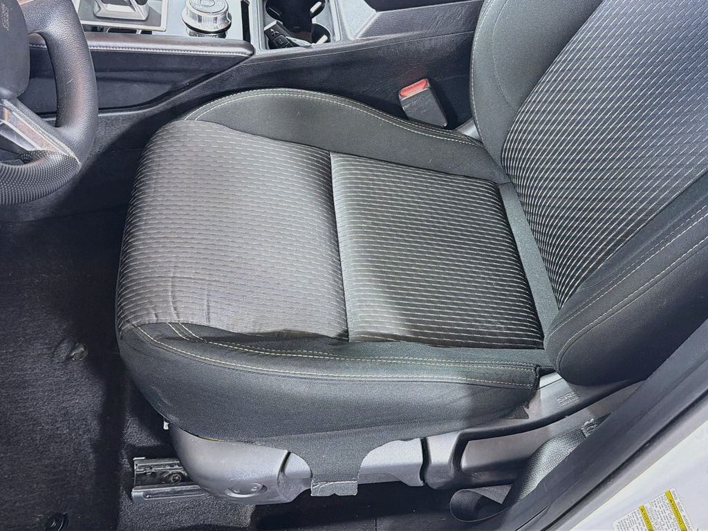 2023 Mitsubishi Outlander ES
