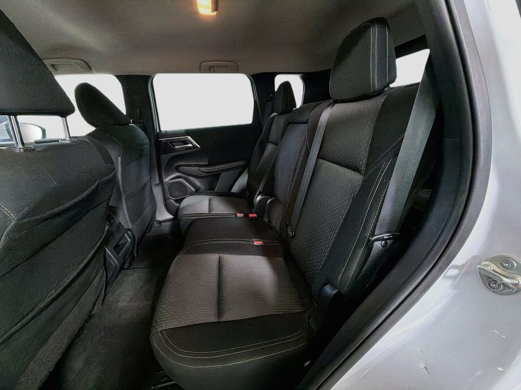 2023 Mitsubishi Outlander ES