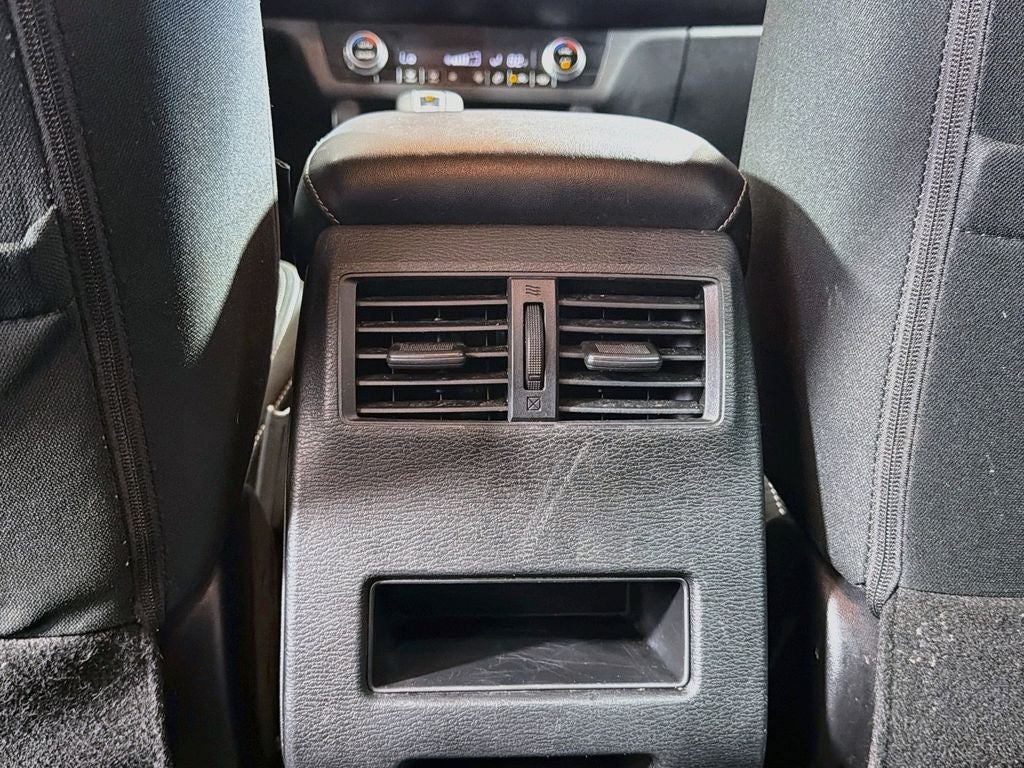 2023 Mitsubishi Outlander ES